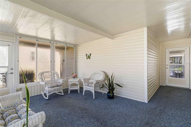8429 CASTLE GARDEN ROAD, Palmetto, FL 34221