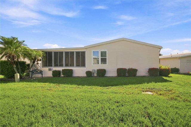 8429 CASTLE GARDEN ROAD, Palmetto, FL 34221