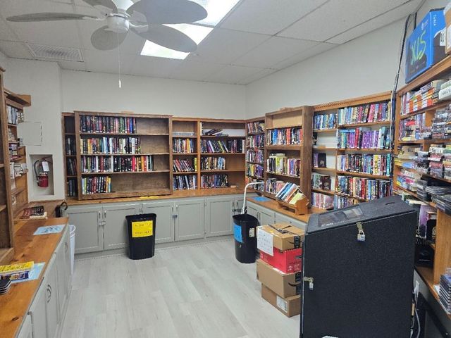 8429 CASTLE GARDEN ROAD, Palmetto, FL 34221