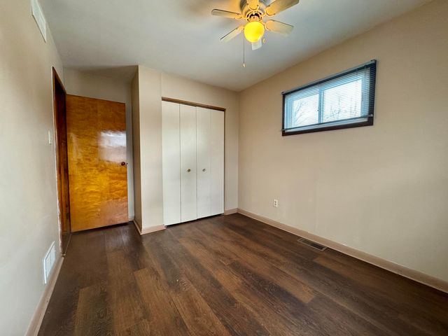 46 E 66th Place, Merrillville, IN 46410