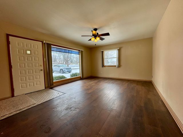 46 E 66th Place, Merrillville, IN 46410