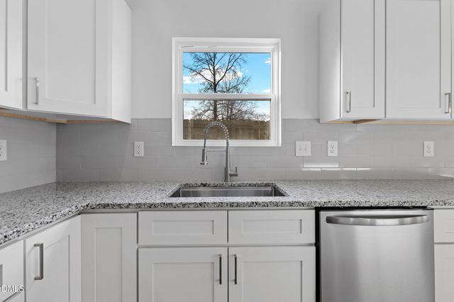 236 Hazel Drive, Burlington, NC 27217