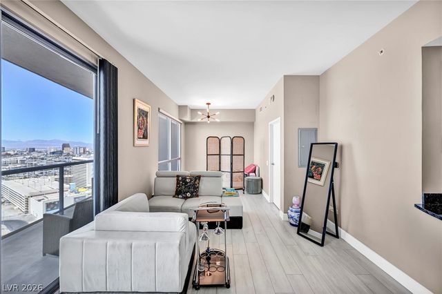 200 West Sahara Avenue 2709, Las Vegas, NV 89102