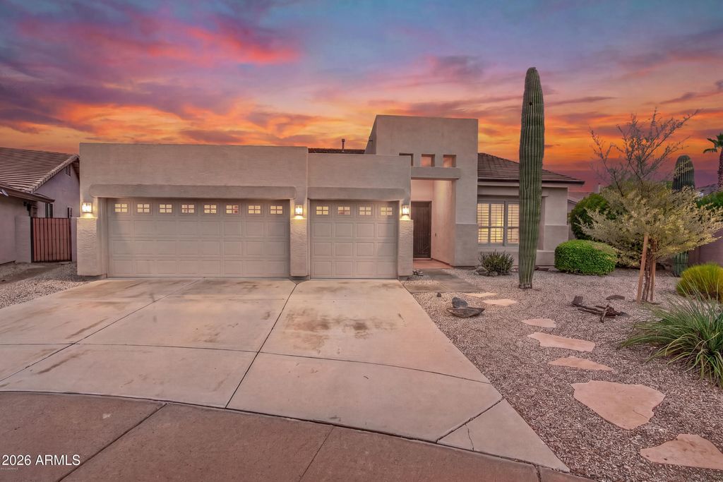 11343 S SANTA FE Lane, Goodyear, AZ 85338