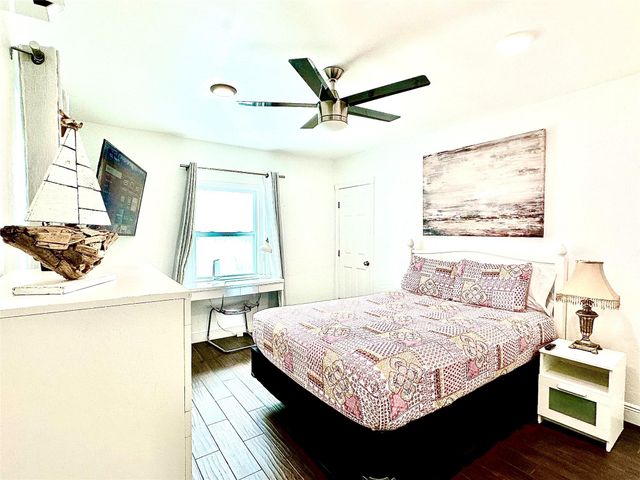 1637 NE 5th Ct, Fort Lauderdale, FL 33301