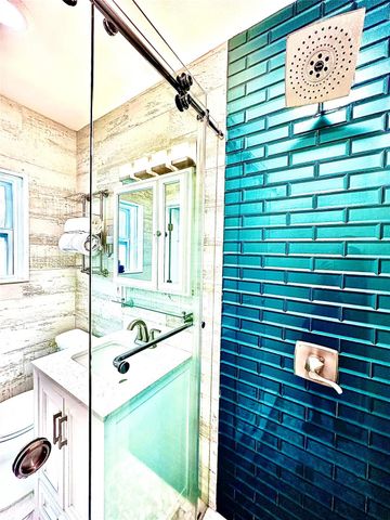 1637 NE 5th Ct, Fort Lauderdale, FL 33301