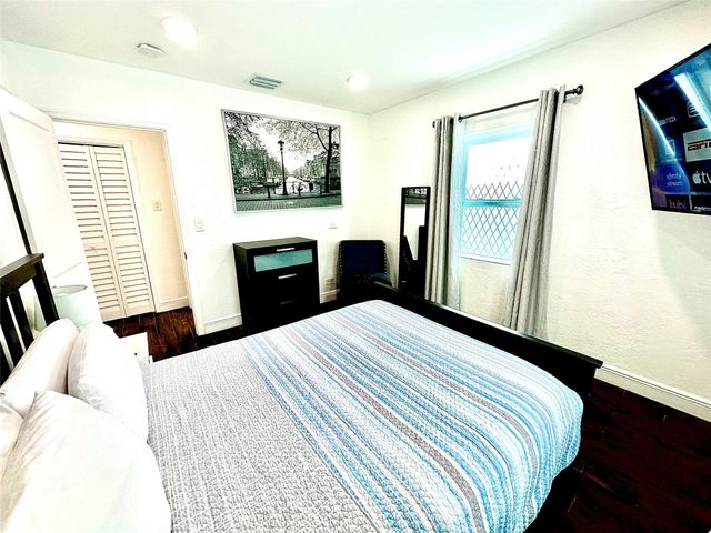 1637 NE 5th Ct, Fort Lauderdale, FL 33301