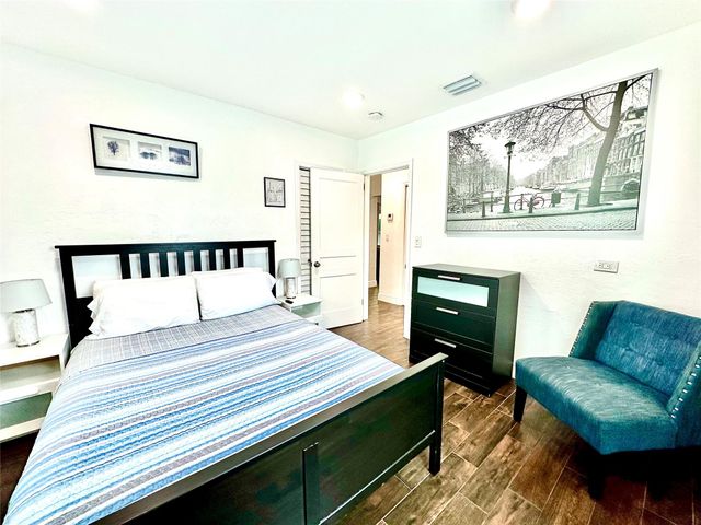 1637 NE 5th Ct, Fort Lauderdale, FL 33301