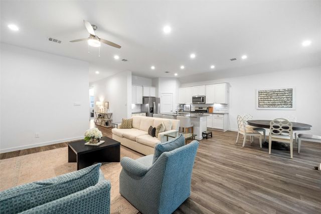 1045 Dancing Feather Street, Montgomery, TX 77316