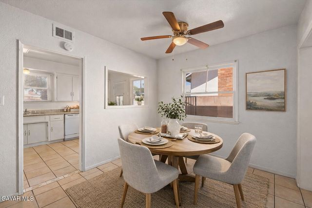 321 E Avenue J-8, Lancaster, CA 93535