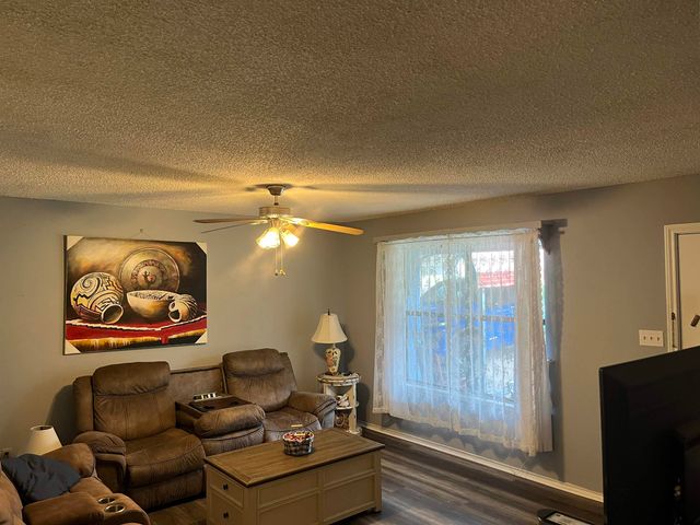 219 Lockhart, Pittsburg, TX 75686