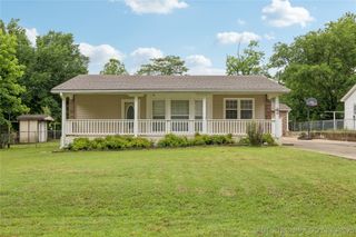 307 S Cherokee, Locust Grove, OK 74352
