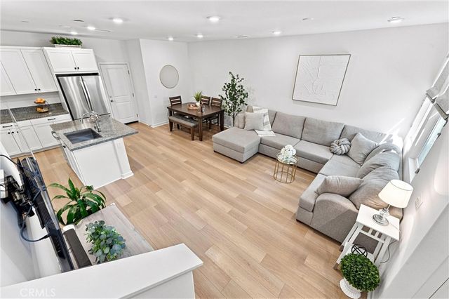 3945 Lavine Way 105, Corona, CA 92883