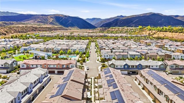 3945 Lavine Way 105, Corona, CA 92883