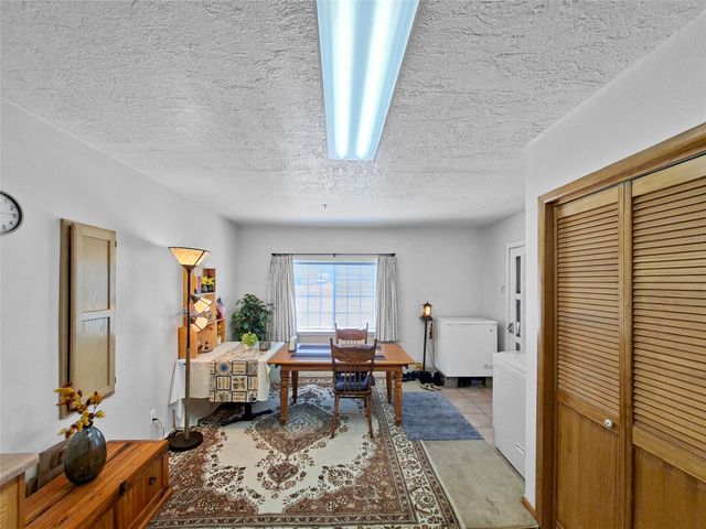 2050 Calle Lorca, Santa Fe, NM 87505