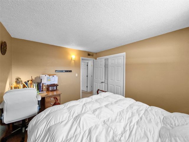 2050 Calle Lorca, Santa Fe, NM 87505