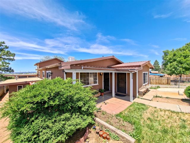 2050 Calle Lorca, Santa Fe, NM 87505