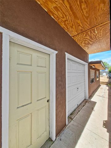 2050 Calle Lorca, Santa Fe, NM 87505