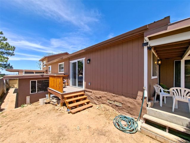 2050 Calle Lorca, Santa Fe, NM 87505