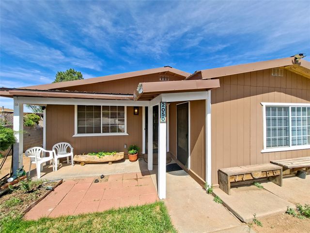 2050 Calle Lorca, Santa Fe, NM 87505