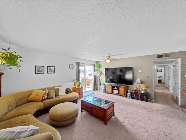 2050 Calle Lorca, Santa Fe, NM 87505