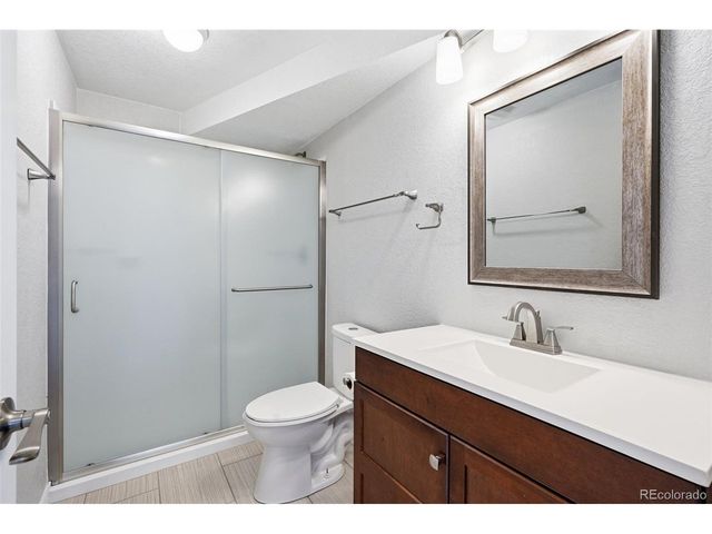 142 Plum Creek Pl, Highlands Ranch, CO 80126