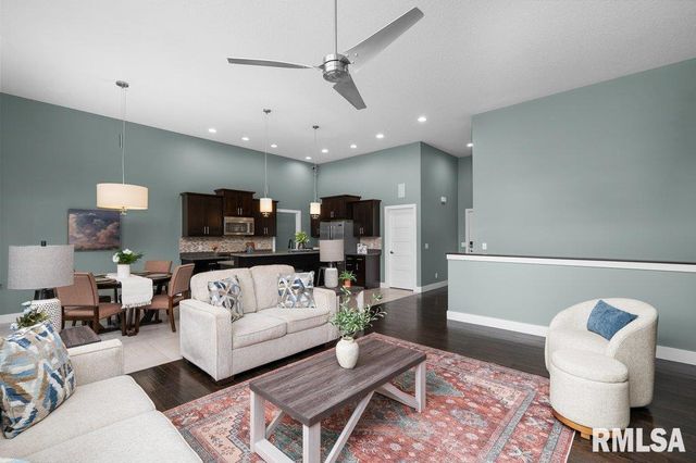 6691 SPRING CREEK Drive, Bettendorf, IA 52722