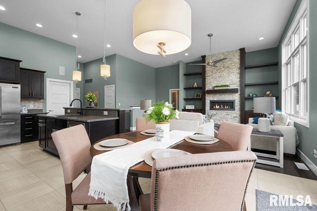 6691 SPRING CREEK Drive, Bettendorf, IA 52722