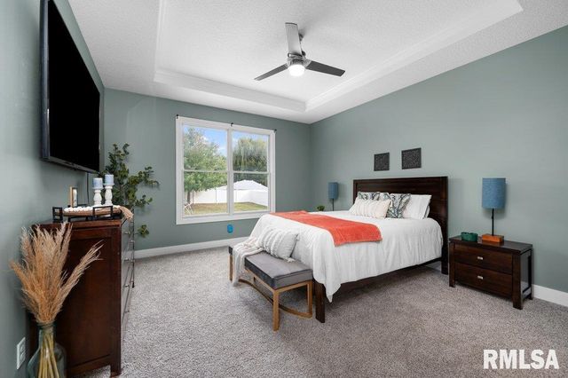 6691 SPRING CREEK Drive, Bettendorf, IA 52722