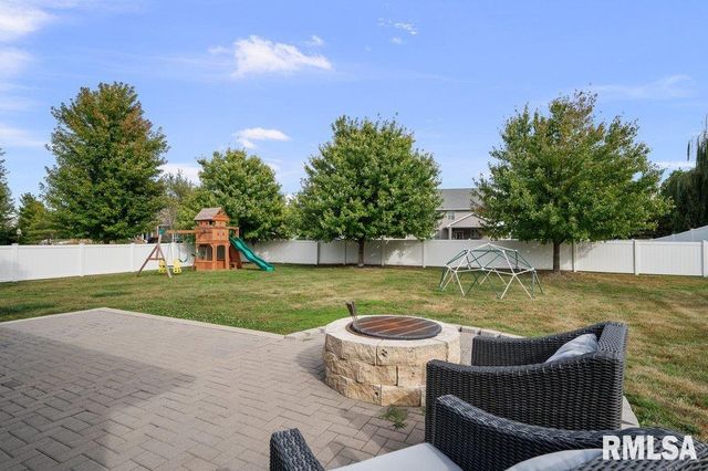 6691 SPRING CREEK Drive, Bettendorf, IA 52722