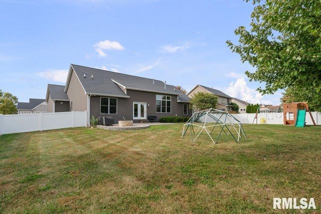 6691 SPRING CREEK Drive, Bettendorf, IA 52722