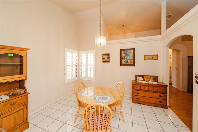 3847 E Potter Avenue, Kingman, AZ 86409