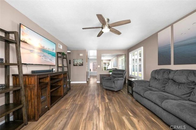 6913 Kent Way, Cypress, CA 90630