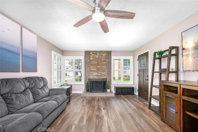 6913 Kent Way, Cypress, CA 90630