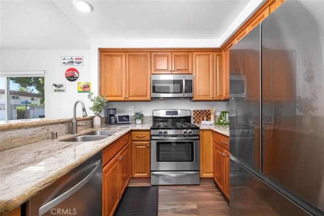 6913 Kent Way, Cypress, CA 90630