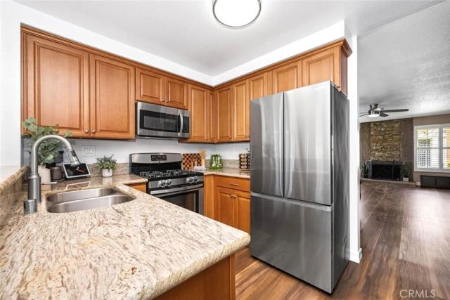 6913 Kent Way, Cypress, CA 90630