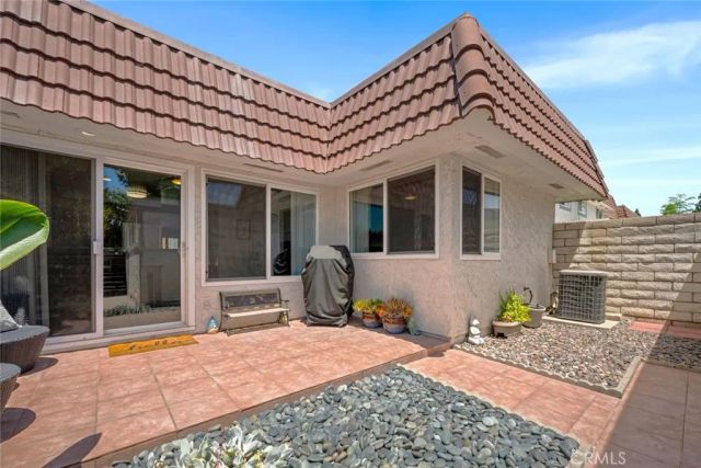 6913 Kent Way, Cypress, CA 90630
