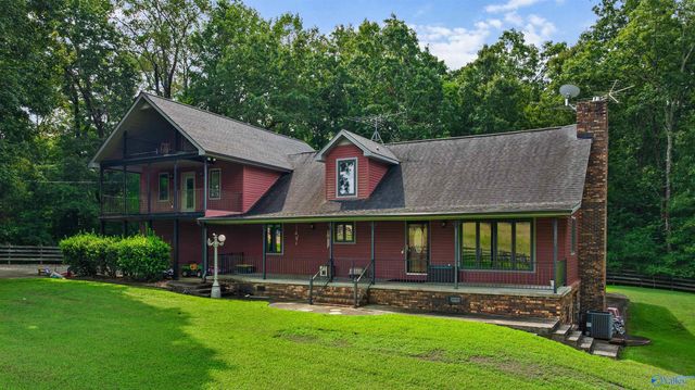 413 County Road 240, Fort Payne, AL 35967