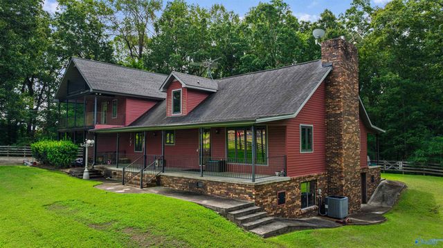 413 County Road 240, Fort Payne, AL 35967