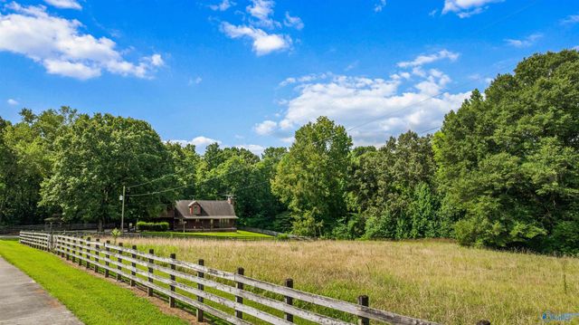 413 County Road 240, Fort Payne, AL 35967