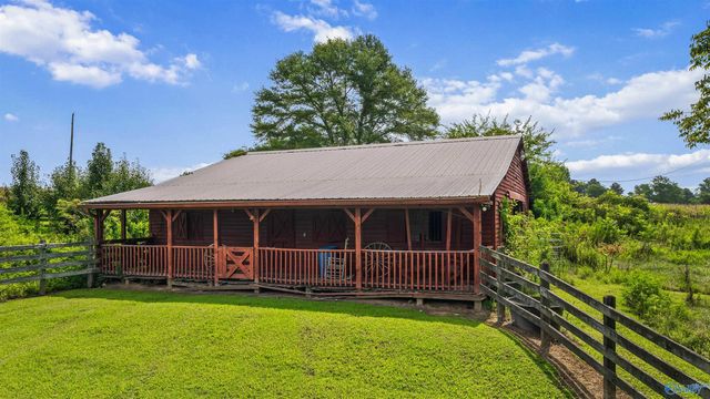413 County Road 240, Fort Payne, AL 35967