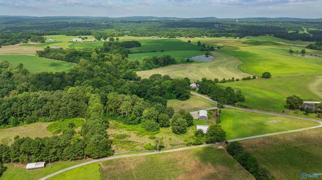 413 County Road 240, Fort Payne, AL 35967