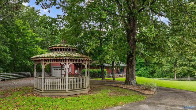 413 County Road 240, Fort Payne, AL 35967