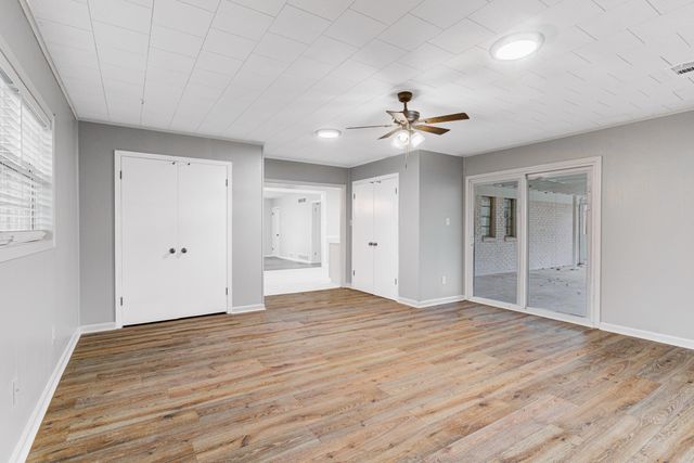 2573 COURTNEY DR, Memphis, TN 38128