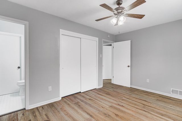 2573 COURTNEY DR, Memphis, TN 38128