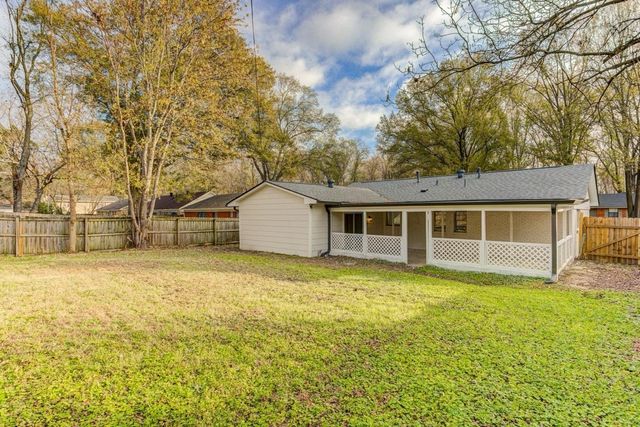 2573 COURTNEY DR, Memphis, TN 38128