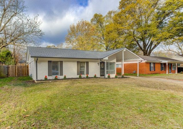 2573 COURTNEY DR, Memphis, TN 38128
