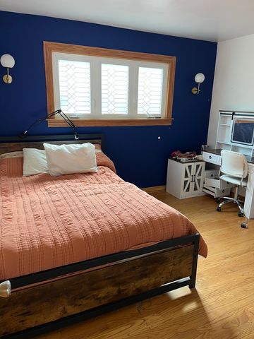 4505 W 55th Street, Chicago, IL 60632