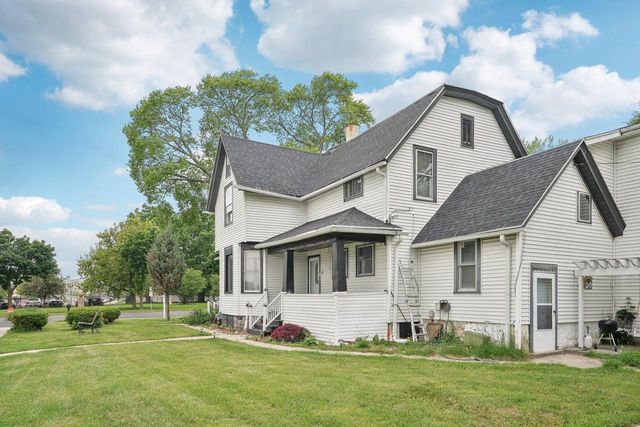 6666 N 60th STREET, Milwaukee, WI 53223