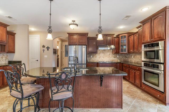 155 ASTON HALL DR, Eads, TN 38028